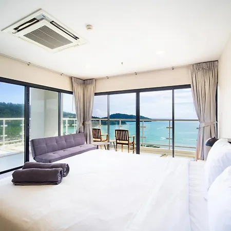 Апартаменты Patong Tower Superior Seaview 4Br210